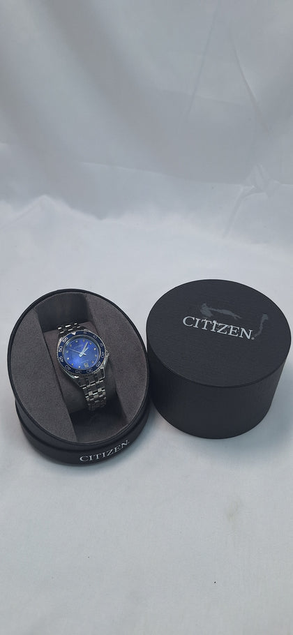 Citizen Eco-Drive Ladies Watch boxed with 2 spare links
