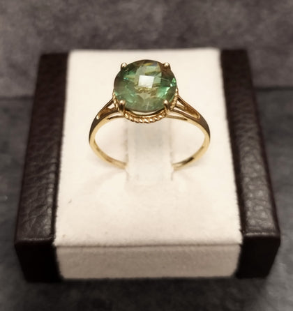 9ct Yellow Gold Large Round Cut Green Stone Ring Size - U