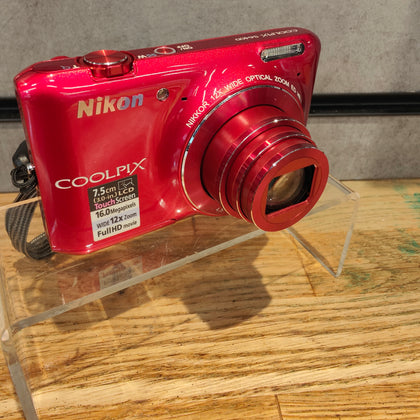 Nikon Coolpix S6400 16MP Camera