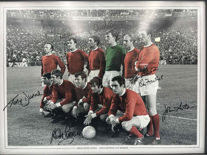 Manchester United FC 'The Busby Babes' Signed 1968 European Cup Winners Memorabilia *COLLECTION ONLY*