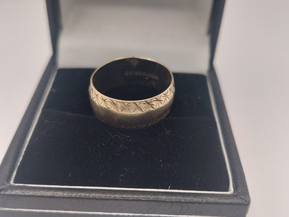9ct Hallmarked Yellow Gold Ring - 2.98g Weight, Size K