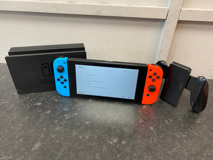 NINTENDO SWITCH LEIGH STORE