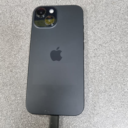 Apple iPhone 15 - 128 GB - black