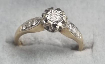 9ct GOLD DIAMOND RING ~ size L 1/2