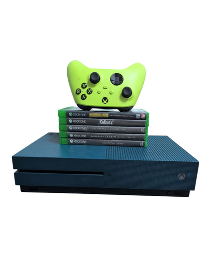 Xbox One S 1TB Console, With pad, And games