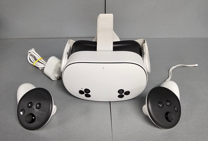Meta Quest 3S 128GB All-In-One Mixed Reality ** Unboxed **
