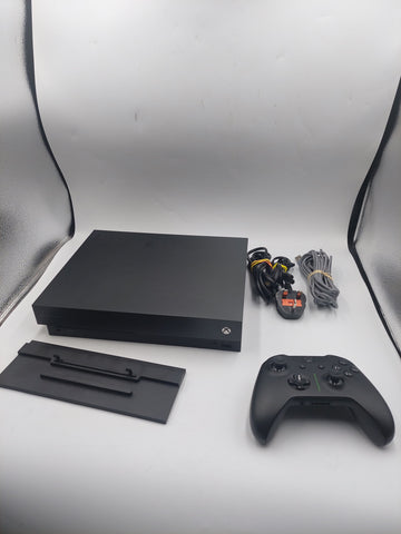 Xbox One X Console 1TB project Scorpio edition with Controller and power cable