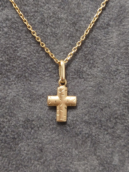 14ct Yellow Gold Diamond Cut Small Cross & Oval Belcher Chain 16