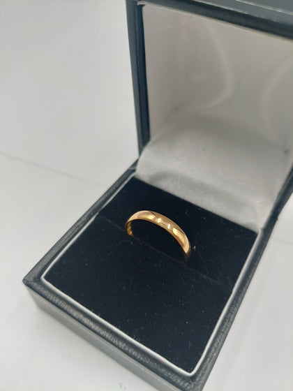 22CT Gold Wedding Band Ring, 916 Full Hallmarks, 2.1Grams Total