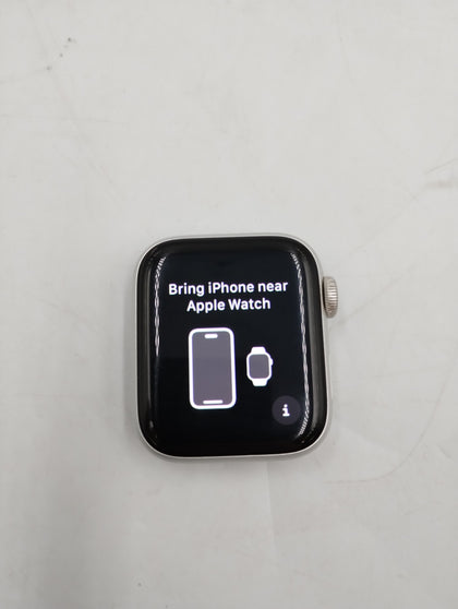 Apple watch SE 2nd gen no straps unboxed ** no straps provided**