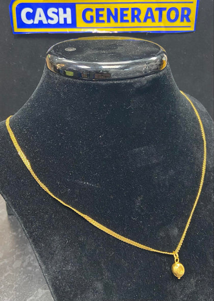 22ct Gold Chain and Pendant 5.3g