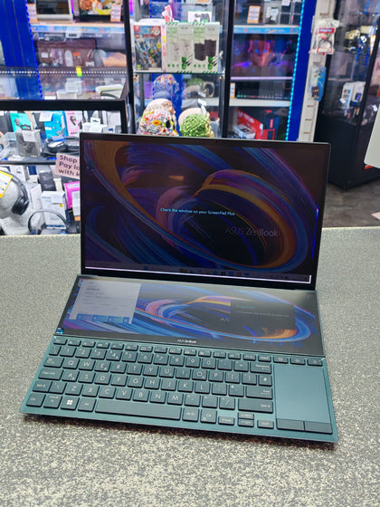 Asus ZenBook Touch Screen i7