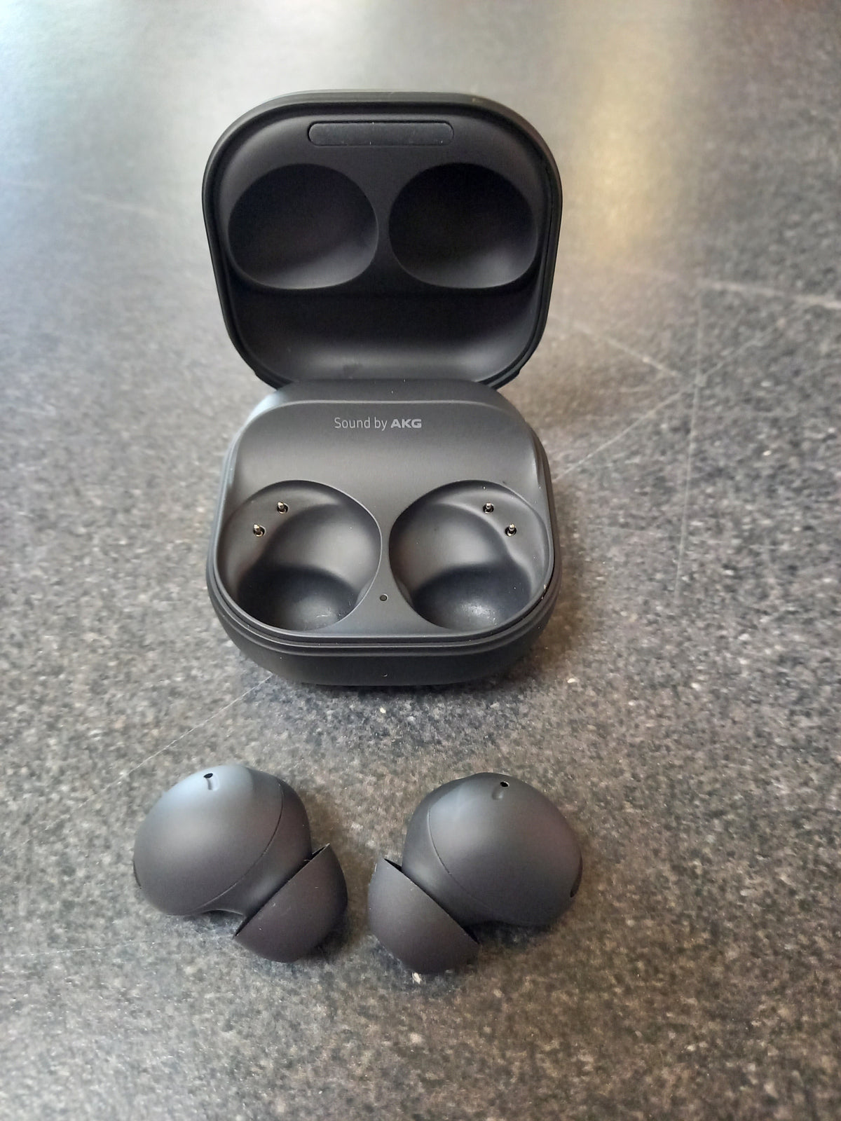 国内正規品　Galaxy Buds2 Pro　グラファイト Ourfriday | Samsung Galaxy Buds 2 Pro - Graphite