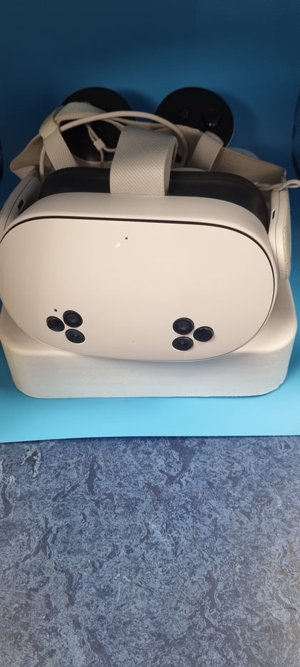 Meta Quest 3S Headset