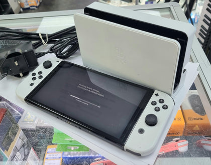 Nintendo Switch OLED - White