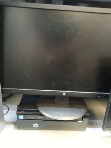 HP Pro Desk + 24
