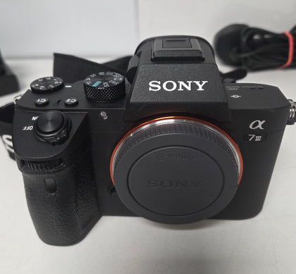 Sony Alpha a7 III Mirrorless Digital Camera + 28-70mm Lens