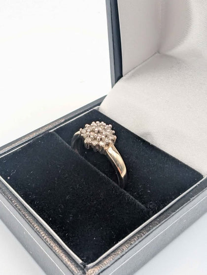 9ct White Gold Ladies Ring With 0.25ct Diamond Stone - Size L - 2.12 Grams