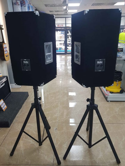 500prog 250rms psa 15 version speakers and stand Unboxed has some dints ref Photos