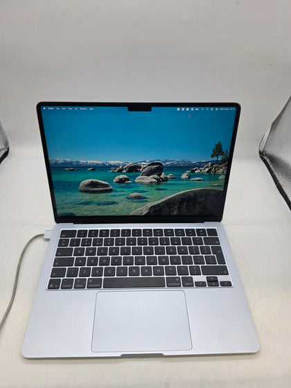 Apple Macbook Air m4 13