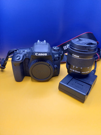Canon EOS 77D Body + EFS 18-55mm Lens