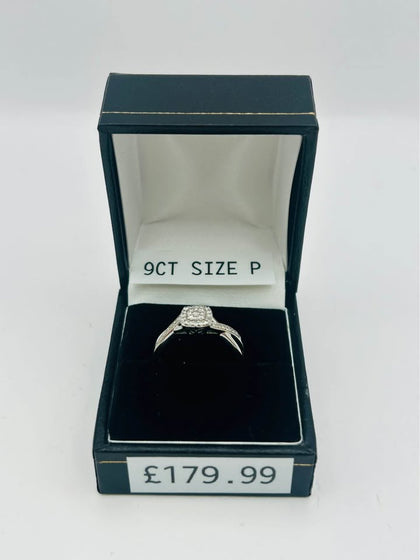9CT WHITE GOLD, 375 HALLMARKED RING W/ DIAMOND (0.25CT), SIZE:P, 2.87G, BOXED