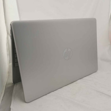 HP 15S-FQ5030, i7-1255U, 8GB Ram, 512GB SSD, 15