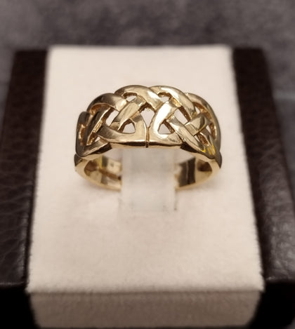 9ct Yellow Gold Open Celtic Knot Ring Size - P
