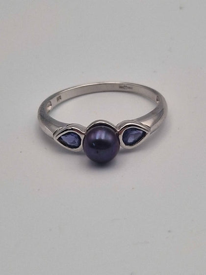 9ct White Gold Pearl Solitaire Ring - Size S - 2.19 Grams