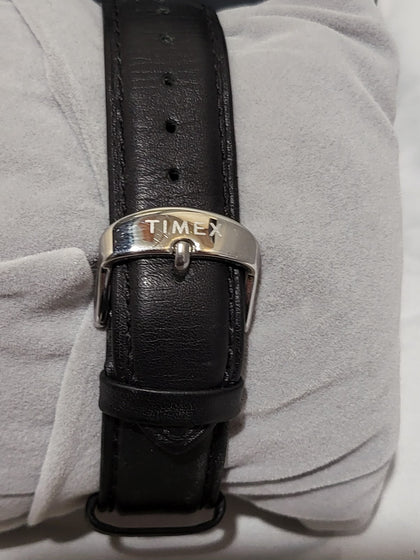 **SALE** Timex Gents Waterbury Leather Strap Watch TW2U88400