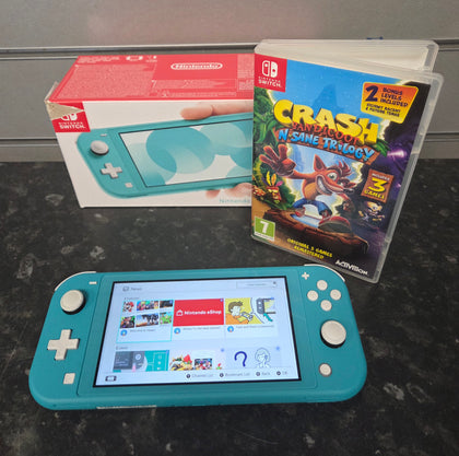 Nintendo Switch Lite turquoise & Crash Bandicoot Game