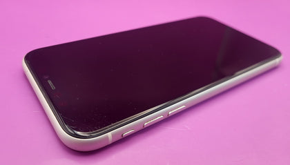 Apple iPhone 11 - 64GB - White - Unlocked - Boxed - 78% Battery Health