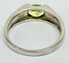 18ct White Gold ring with green stone size L