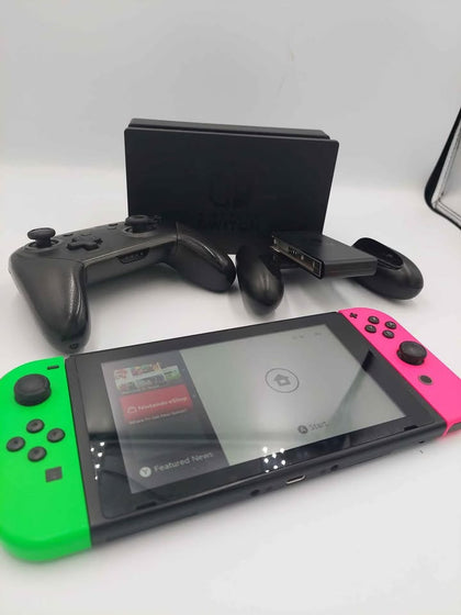 Nintendo Switch Console 32GB HAC 001 Pink Green Joy Con **Missing SD Cover**