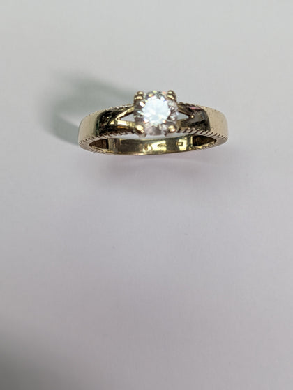 14ct Gold cz Ring Size N