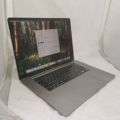 MacBook Pro 16, i7-9750H, 16GB, 512GB SSD, 5300M 4GB, 16