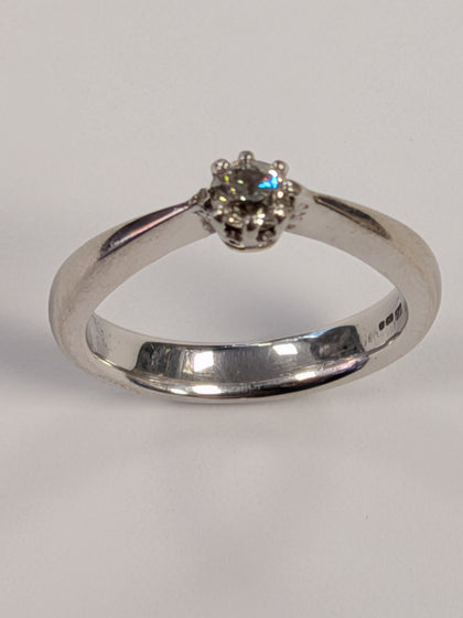 18ct White Gold Diamond Ring Size J
