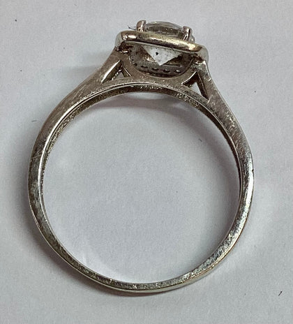 9CT White Gold Ring - “R”