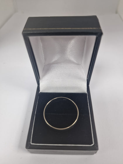 Gold Ring 9CT Size Z+1 3.2G.