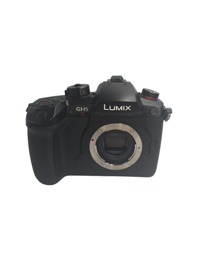 Panasonic Lumix GH5 II bundle with Tripod and pedal shap shot