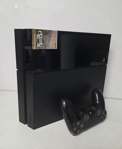 Playstation 4 500GB Console & 4 Games