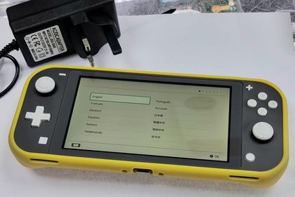 Nintendo Switch Lite Grey in case
