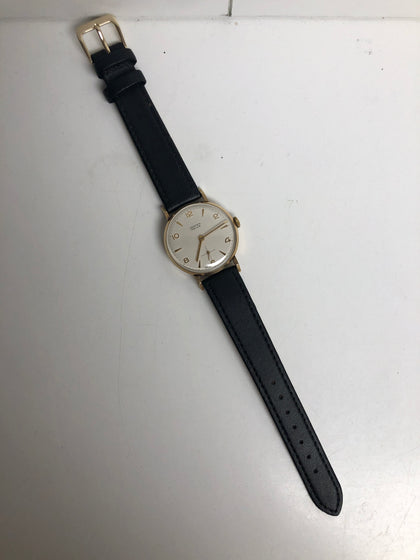 Vertex Revue 9ct Vintage watch