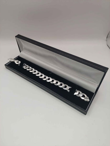 ***BRAND NEW*** 34.2G Silver Bracelet, 8
