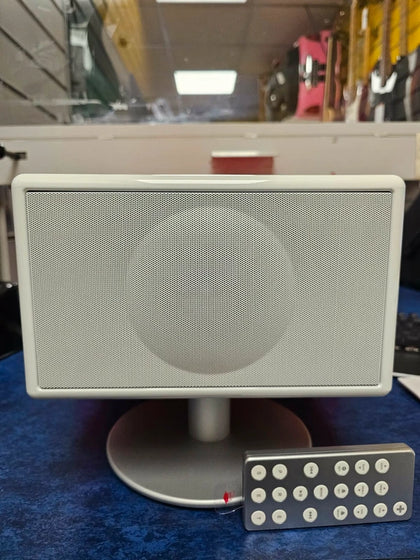 Geneva model s speaker
