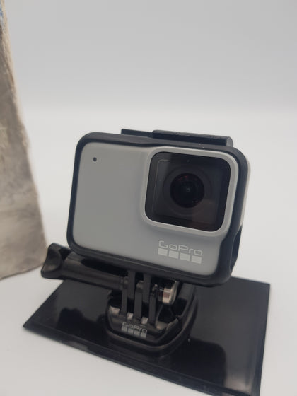 GoPro HERO 7 White, 10MP, 1080P60 Video, Boxed with Charger and Mount