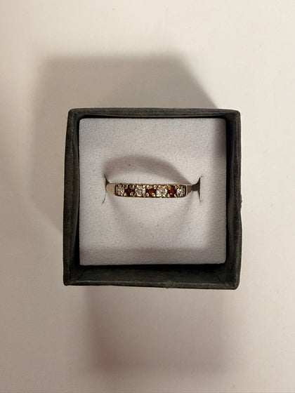 *9ct ring red and white stones  - size R