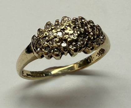 9CT YELLOW GOLD CLUSTER RING SIZE K 1/2