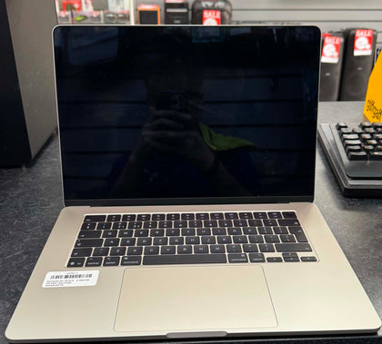 Apple MacBook Air M4 chip 15