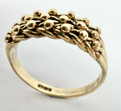 9ct yellow gold keeper ring size P 1/2